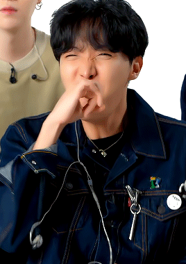 Sunshine Reacting To Fan Covers 🥺
