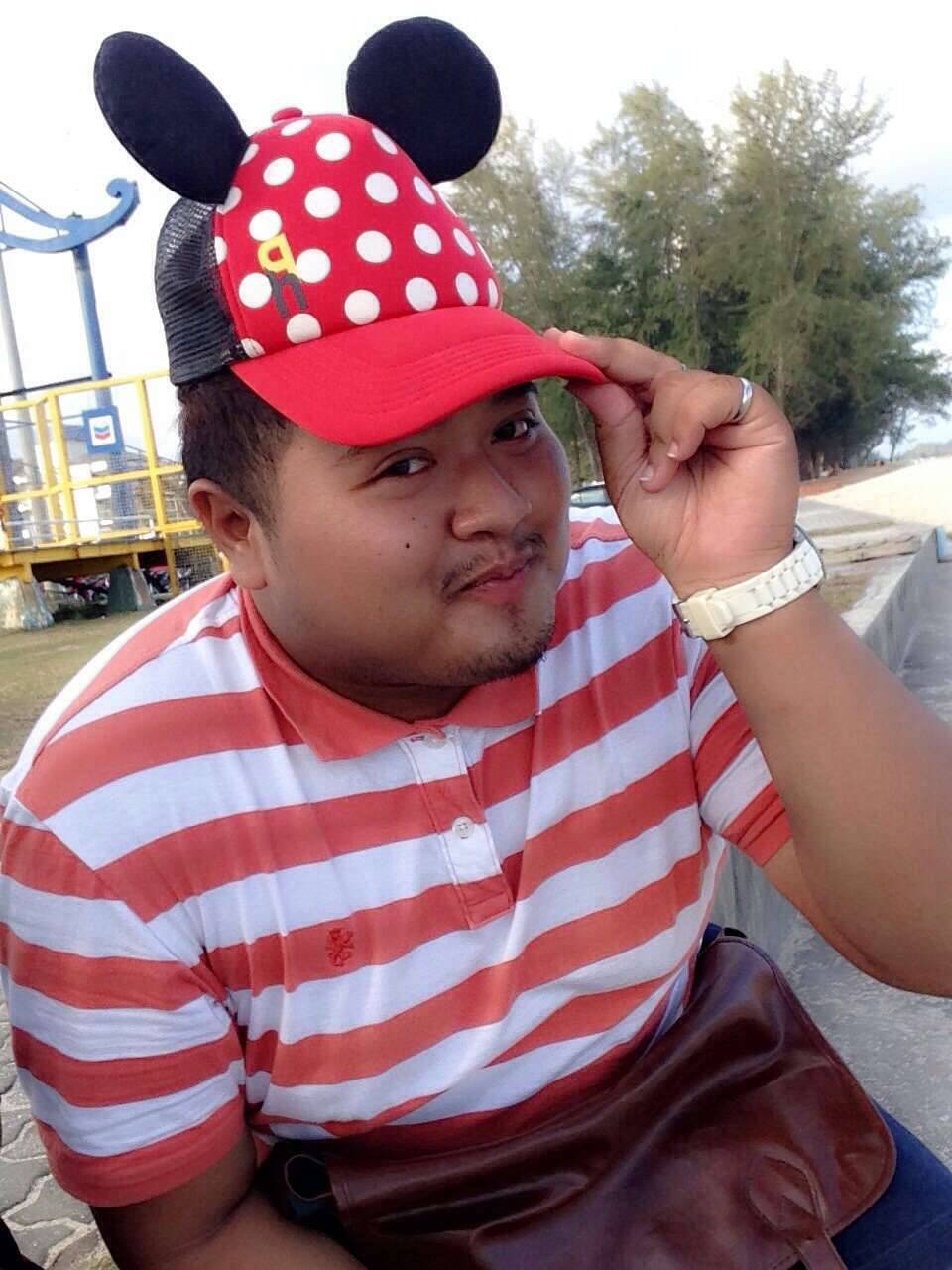asianchubear:  Twitter please follow @chubseekerwww.twitter.com/chubseeker 