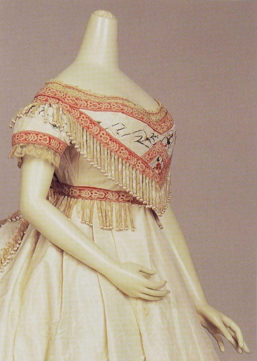 Evening dress and parasol ca. 1862-65From Cora Ginsburg (auctioned 1998, now in the collection of th