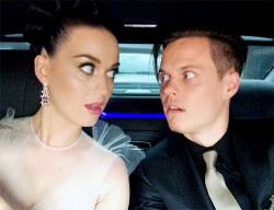iheartkatyperry:  Here come the HUDSONS @TheGRAMMYs  