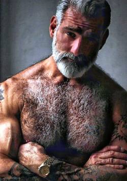 Daddy musclehunk Gghhgadmirer