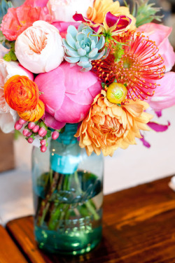 caughtthebouquet:  {image and floral design