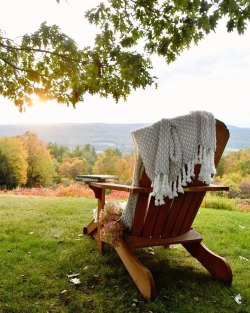 oldfarmhouse:  Reflections from a Fall day