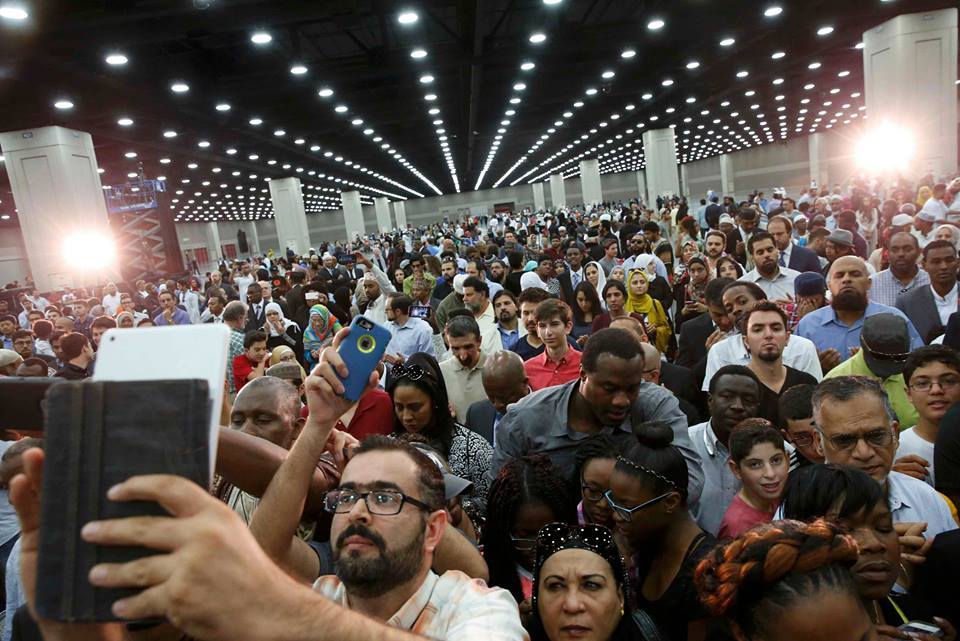 sahara-prince:  Pictures Of Muhammad Ali’s Funeral Just Now  May God Rest This