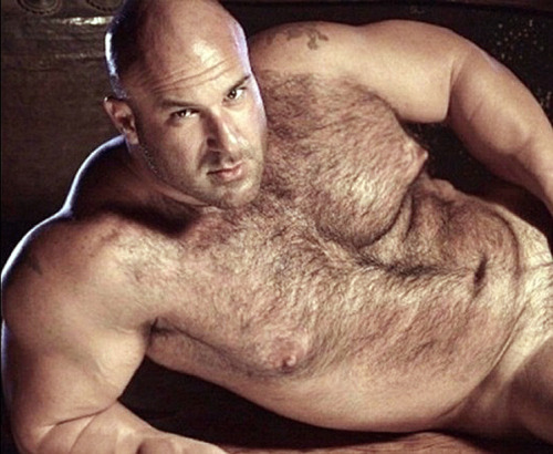 bbbl-bearsbootsbeefylover:  😍😍😍