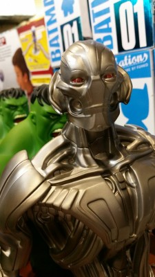 icouldnotstopfordeath:  Ultron Coin Bank