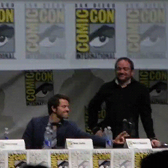 crowleyscuddlebuddy:  waywardjerk:  [x]  #REAL LIFE CROWLEY AND CAS IM FUCKING DONE