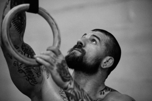 accidentalbear:  (via Antonio Ledesma, A Mountain of Man Photographed by Joan Crisol) 