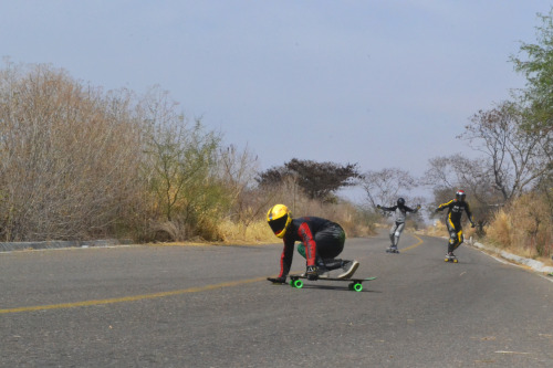 This time we got the chance to go to the IDF Race “Laguna DH Race 3″ at Atoyac, JaliscoPhs by Julio 