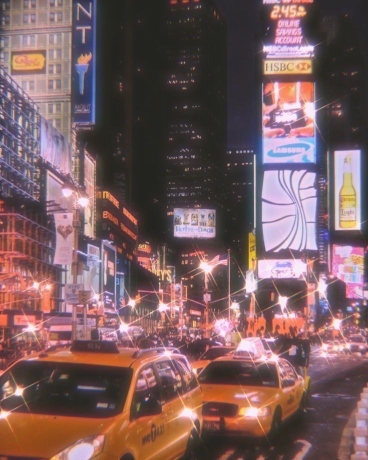 What aesthetic is this. I really Like new york vibe and those