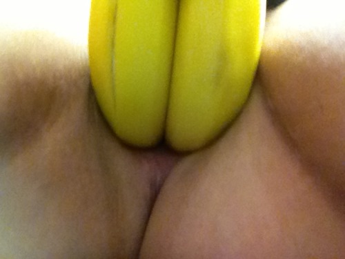 sluttymemorys:  Love my fruit , i need a porn pictures