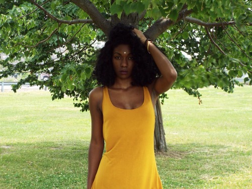 curlwhatever:  I didn’t even know today was the blackout but, shout out to all my melanin rich sistars and brothas