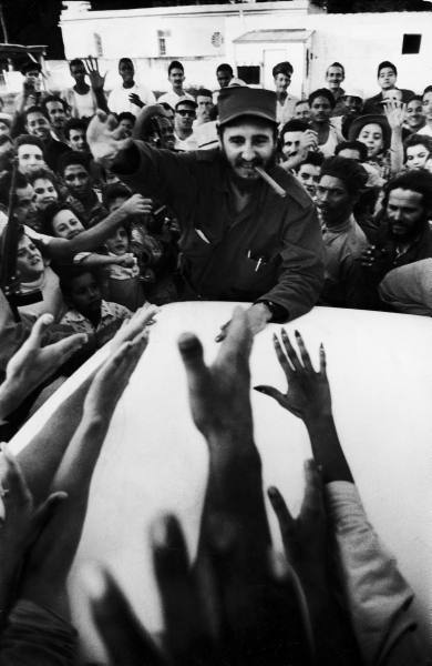 Sex losetheboyfriend:  Fidel Castro greets the pictures