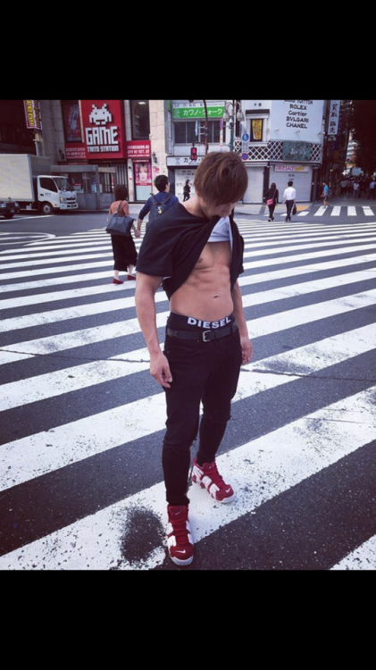 breadclubrising:In other news, I am also totally gay for Kota Ibushi(submission)( @ibushistyle : bel