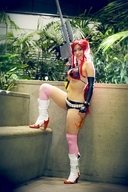 geekygeekweek: Yoko Littner from Tengen Toppa Gurren Lagann Cosplayer: Crystal Graziano [WW / TM / T