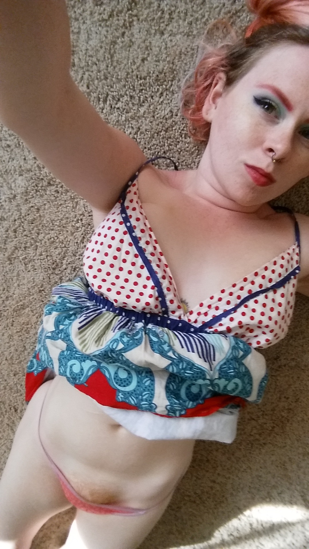 chellesilverstein:    clips4sale    manyvids    live shows   