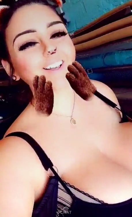  HUGE snapchat boobies!