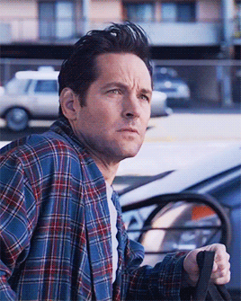 Fashion Of The Mcu | Ant-man And The Wasp Scott Lang + Plaid Bathrobe