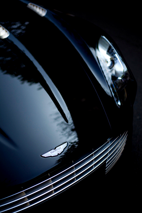 se7ensinz:  Aston Martin One-77 