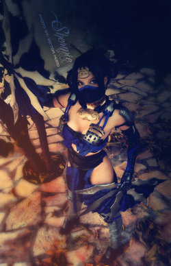 Kitana by Shermie-Cosplay 