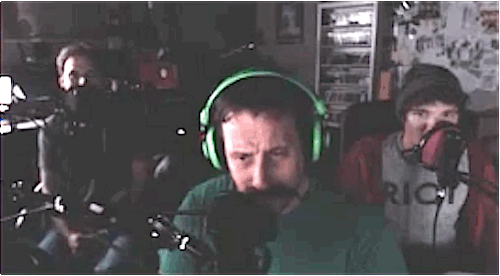 checkeredwithflame-archive:  Rooster Teeth/Achievement Hunter + Jump Scares 
