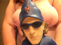 nakednewsgirl:  Let’s go, Mets!