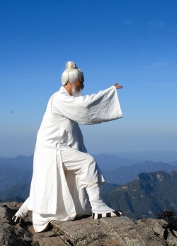 taichishop:  Tai Chi Chuan doesn’t only strengthen your body, but also peace your heart.Best and Professional tai chi clothing and tai chi sword on http://www.icnbuys.com/tai-chi-clothing-uniform  Reblog, INSTANT FOLLOW BACK!