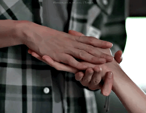 The Hand Rubbing Scene Is The Gayest Sex Scene GMMtv Has Ever Had On Screen, Allow Me To Explain To You