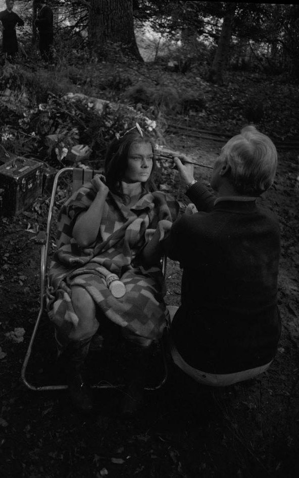 the60sbazaar:  Judi Dench on the set of A Midsummer Night’s Dream