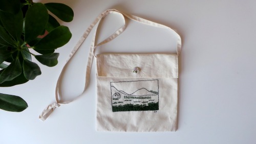 stefanysite: Landscape embroidered bag