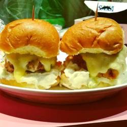 Home made buttermilk fried chicken sliders. 😍 #homemade #food #foodie #foodporn #foodieporn #foodofinstagram #foodgram #instafood #instafoodie #chicken #sliders #chickensliders #coleslaw #colbycheese #buttermilkfriedchicken #nothealthy #weightlossjourney