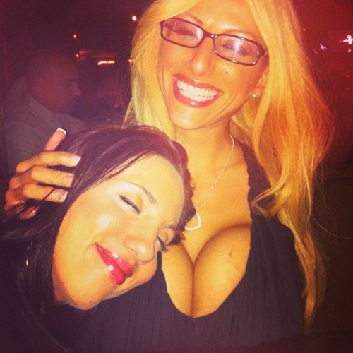 taystevens:  @kellydivine I need this again I miss you