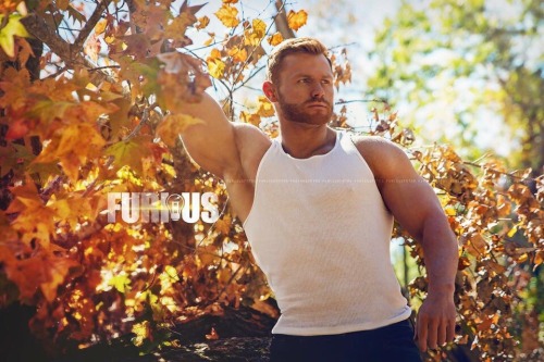 myfavoritemusclemen:   Caylan Hughes  