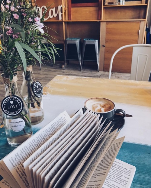 sweptawaybbooks:A big latte was very needed today ☕️. .Tonight’s plans? Read read read to fini