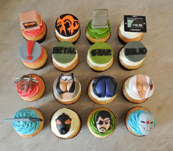 insanelygaming:  Metal Gear Solid V: Ground Zeroes Cupcakes Baked by Kitchen Riots