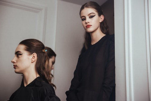 lesliaisonsdemarieantoinette:Backstage Christian Dior Haute Couture fall 2016 Paris Fashion Week. Ph