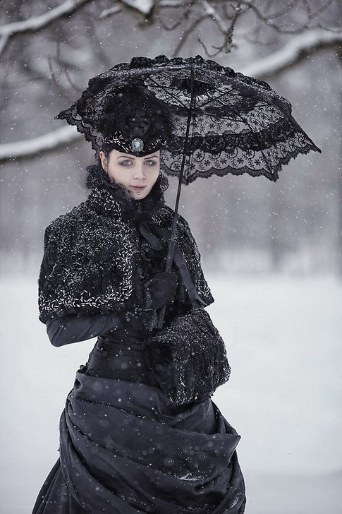 victorian-goth:  Victorian goth http://victorian-goth.tumblr.com/