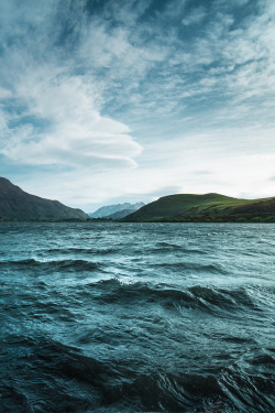 earthyday:  Mountains & Sea  by Cuba