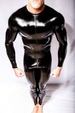 hunks-in-latex:  Salivate over hot hunks: