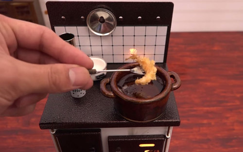 Man Bakes Tiny Cake Using Tiny Tools In A Tiny Kitchen