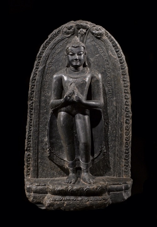 9th-10th Century Pala Buddha
Bihar
Schist