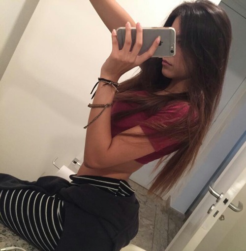 http://streetgrl.tumblr.com/post/154740101012