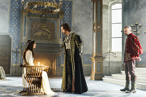 reignladies:  Stills for 1x11 