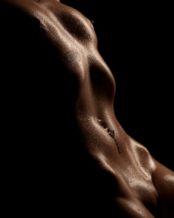 nicenudephotos:  Bodyscape by pcacj from