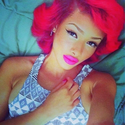 ultimatebeauties:  view more beauties→ 