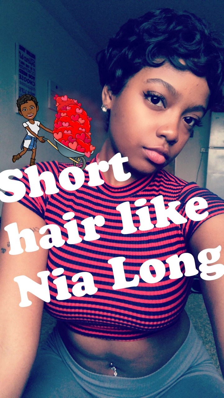 queen-basically:  Short hair looks good on ya girl
