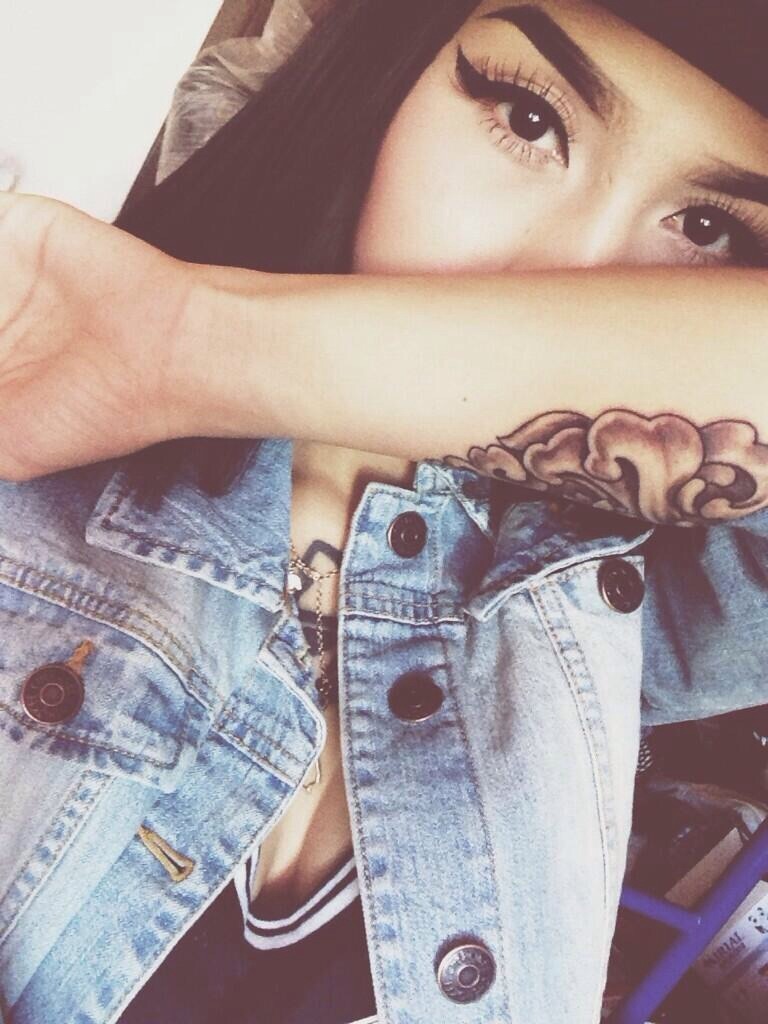 baddiewitthacurls:  cali-girls-do-it-better:  fvshion-killaa:  fνѕнισи-кιℓℓαα♡