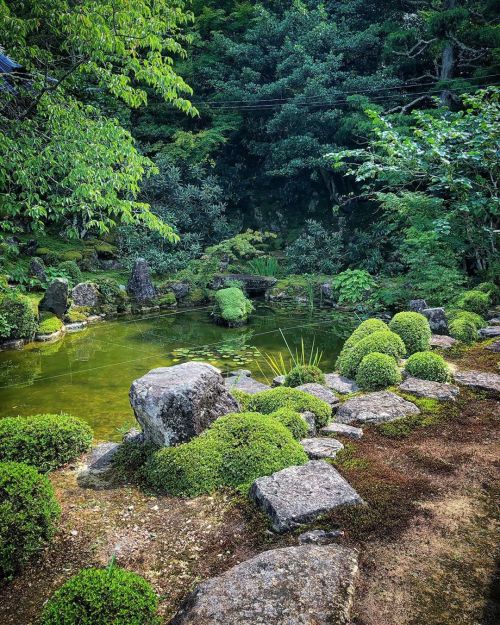 延福寺庭園 [ 京都府亀岡市 ] Enpukuji Temple Garden, Kameoka, Kyoto の写真・記事を更新しました。 ーー“京の奥座敷”亀岡の更に奥。国指定重要文化財の十三重塔