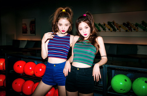 Lee Chae Eun & Sung Kyung - July 14, 2015 1st Set