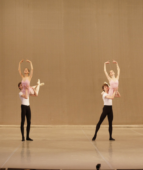 vkonst80: Bolshoi Ballet Academy beautiful ballet partnering